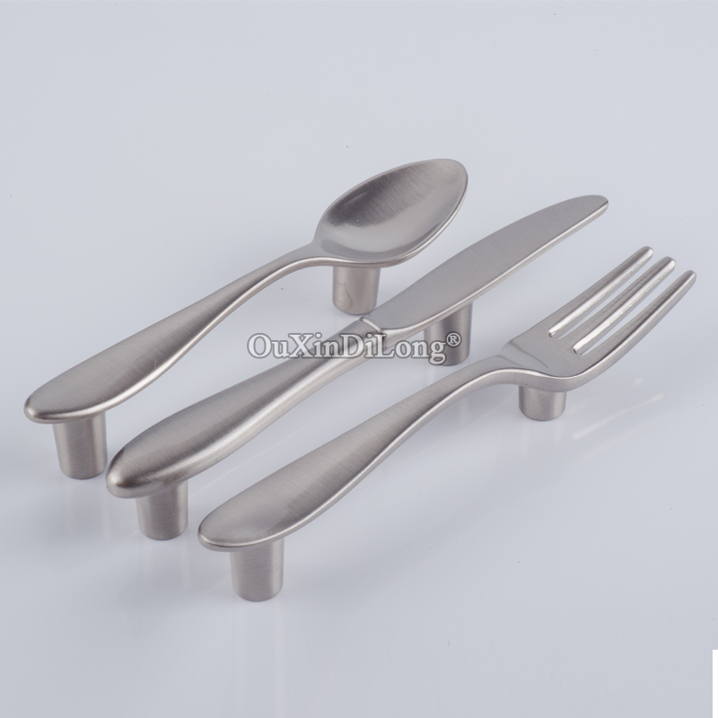 NOVO! Kit com 10 Puxadores Cri - Brand Hardware Furniture avaliação e preço